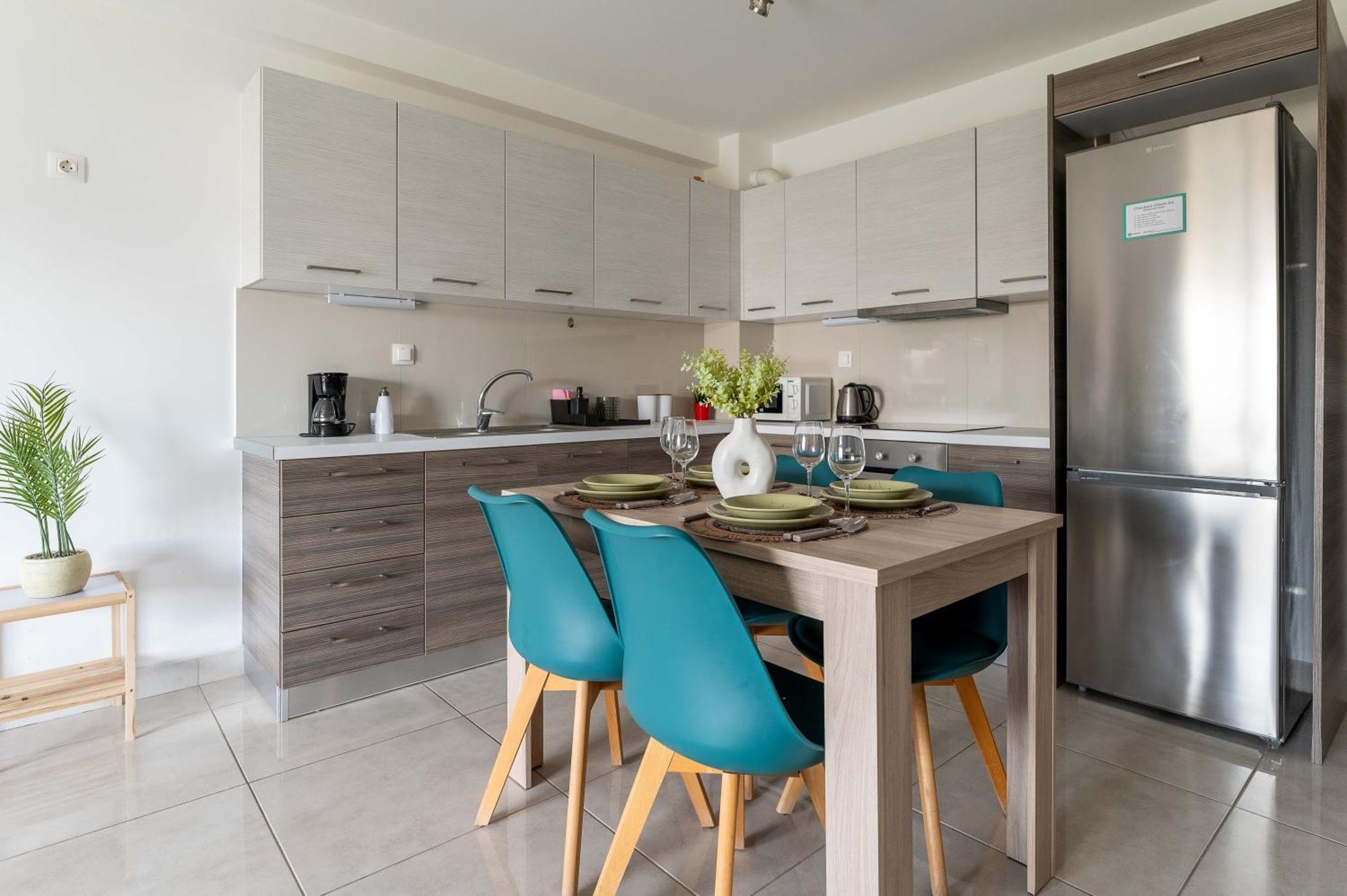 Modern Spacious Apartment Located In Pireusz Kültér fotó