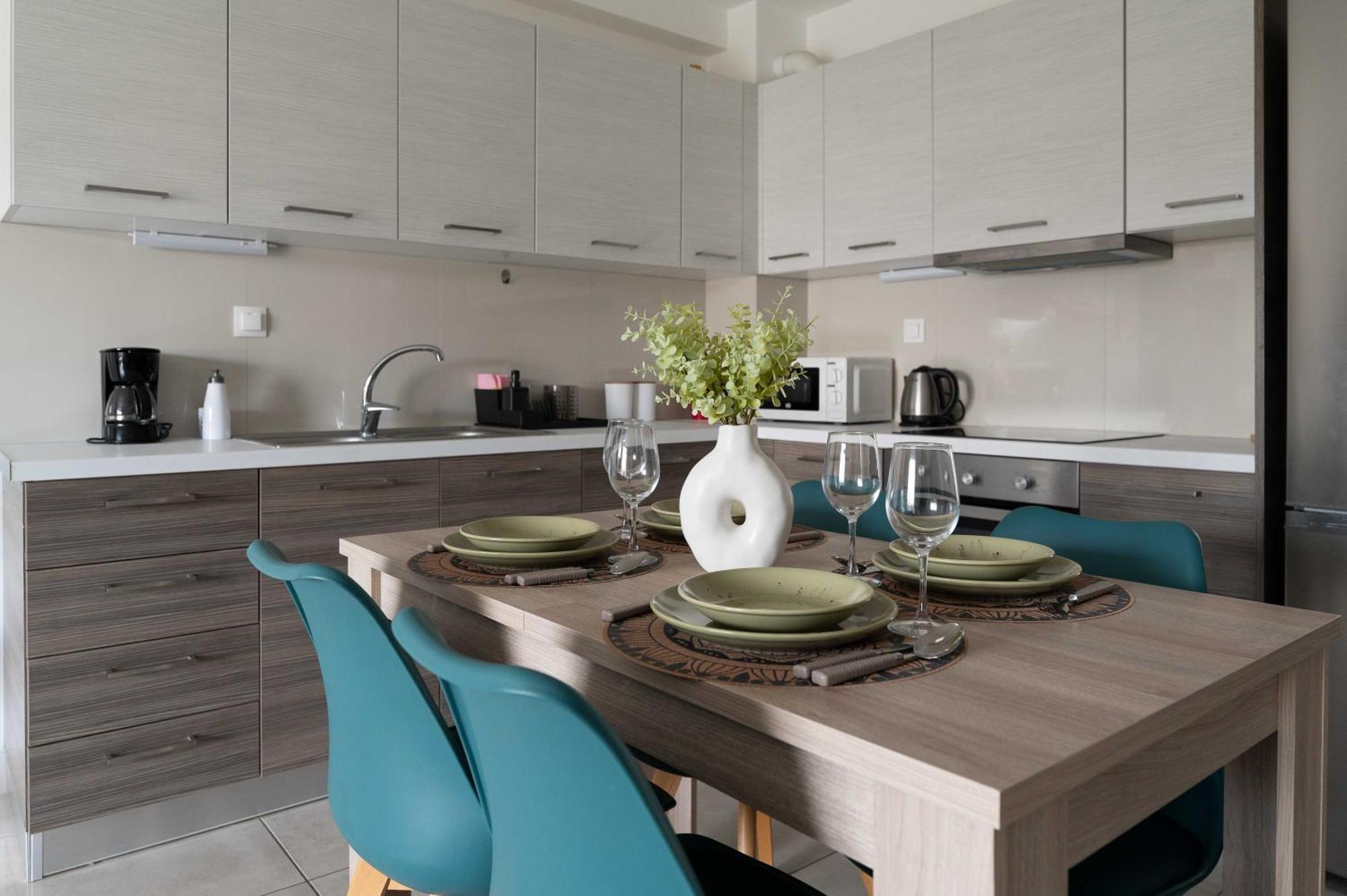Modern Spacious Apartment Located In Pireusz Kültér fotó